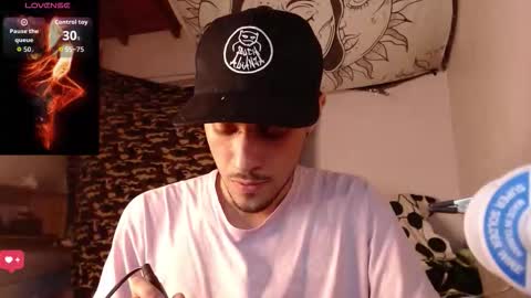 Snapshot of apolo_s chatting on December 2025 07:17:01 AM Andres online show from December 2025 07:17:01 AM