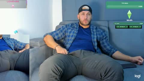 Snapshot of apolo_strange chatting on October 2025 09:15:02 PM apolo_strange online show from October 2025 09:15:02 PM