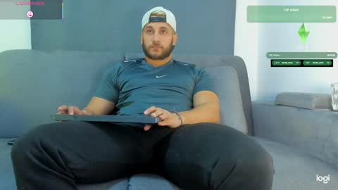 Snapshot of apolo_strange chatting on November 2025 06:13:01 AM apolo_strange online show from November 2025 06:13:01 AM