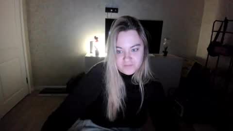 Snapshot of appleyummybuns chatting on November 2025 04:12:01 AM appleyummybuns online show from November 2025 04:12:01 AM