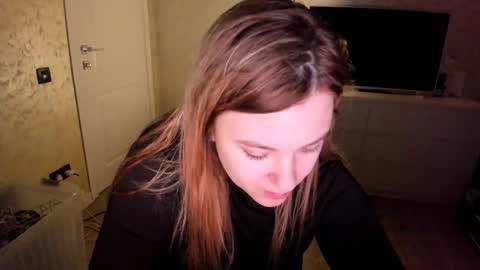 Snapshot of appleyummybuns chatting on December 2025 05:39:02 AM appleyummybuns online show from December 2025 05:39:02 AM