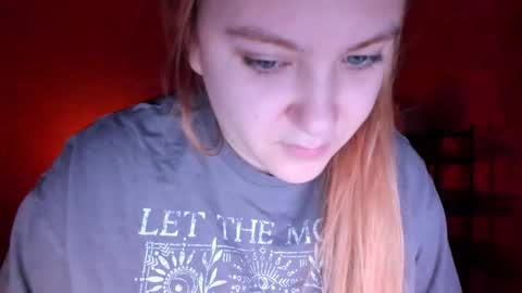 Snapshot of appleyummybuns chatting on January 2026 11:29:02 PM appleyummybuns online show from January 2026 11:29:02 PM