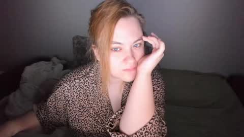 appleyummybuns online show from May 2026 11:45:02 PM
