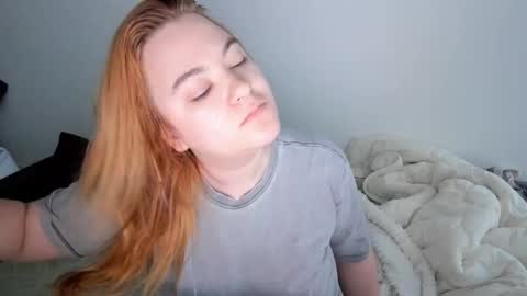appleyummybuns online show from June 2026 04:38:02 AM