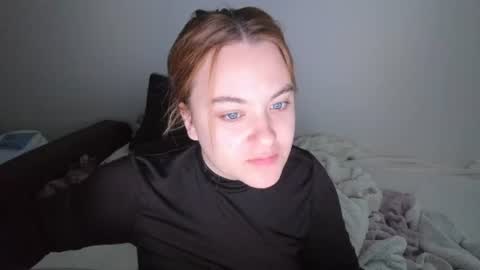 appleyummybuns online show from June 2026 10:28:02 AM