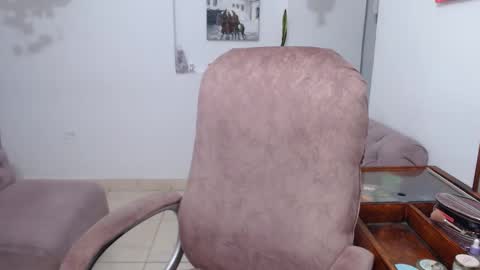 Snapshot of appril_foxx chatting on November 2025 03:45:01 PM apprilfoxx online show from November 2025 03:45:01 PM