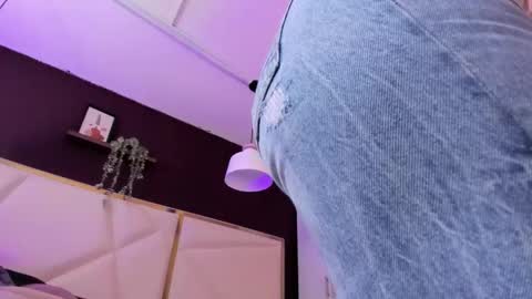 April online show from November 2025 11:11:01 AM