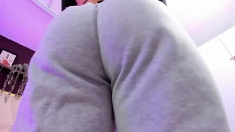 April online show from December 2025 11:51:01 AM