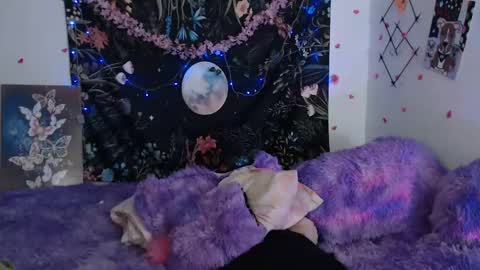 Snapshot of april_l6 chatting on January 2025 09:45:01 PM april_l6 online show from January 2025 09:45:01 PM