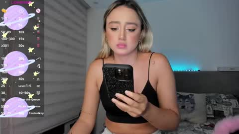 Snapshot of april_se chatting on December 2024 03:07:01 AM April online show from December 2024 03:07:01 AM