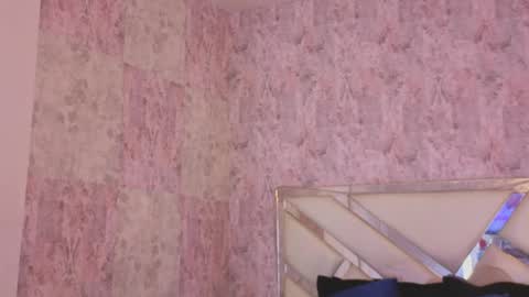 Isabella online show from March 2026 09:47:02 PM