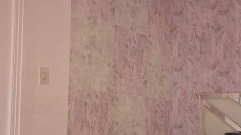 Isabella online show from April 2026 10:38:01 PM