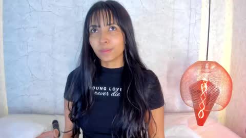 Snapshot of aprilalen chatting on February 2025 01:06:01 PM April online show from February 2025 01:06:01 PM