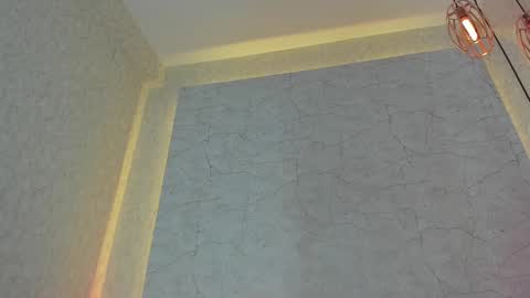 Snapshot of aprilalen chatting on February 2025 07:04:02 AM April online show from February 2025 07:04:02 AM