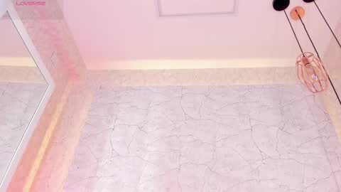 Snapshot of aprilalen chatting on March 2026 11:37:01 AM April online show from March 2026 11:37:01 AM