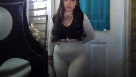 Snapshot of aprilanna chatting on November 2025 04:00:01 AM AnnaApril420 online show from November 2025 04:00:01 AM