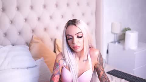 Laura online show from July 2026 05:22:01 PM