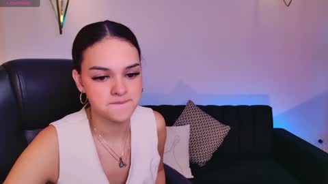 Snapshot of aprilrhodes_ chatting on February 2025 03:45:01 AM April Rhodes online show from February 2025 03:45:01 AM