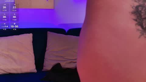 Snapshot of aprilrhodes_ chatting on February 2025 06:26:02 AM April Rhodes online show from February 2025 06:26:02 AM