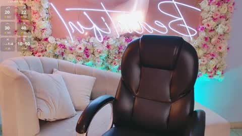 Snapshot of aprilrhodes_ chatting on February 2025 10:06:02 PM April Rhodes online show from February 2025 10:06:02 PM