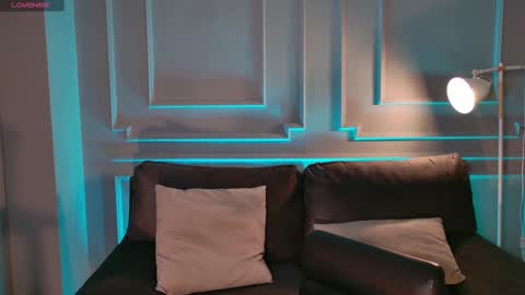 Snapshot of aprilrhodes_ chatting on March 2025 07:42:02 PM April Rhodes online show from March 2025 07:42:02 PM