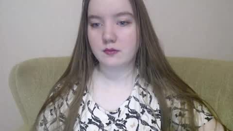 Josefin online show from November 2025 02:12:01 AM