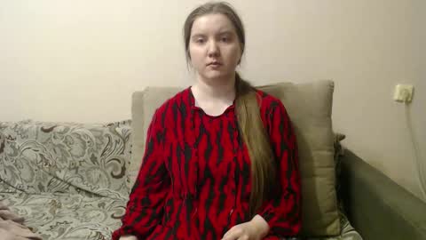 Josefin online show from March 2026 01:18:01 PM