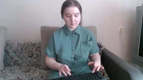 Josefin online show from March 2026 05:00:01 AM