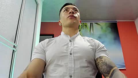 Jonathan online show from December 2025 03:53:01 PM