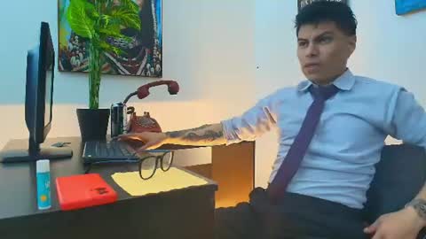 aquilestaylor online show from July 2026 02:56:01 PM
