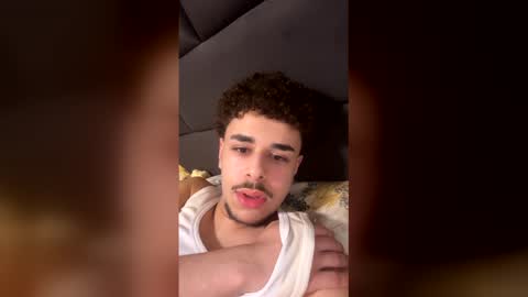 Snapshot of arabboyrayyan chatting on May 2026 09:34:02 PM arabboyrayyan online show from May 2026 09:34:02 PM