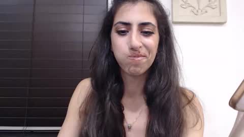 Snapshot of arabfootqueen chatting on May 2026 03:37:02 AM Arab Findom Foot Goddess online show from May 2026 03:37:02 AM