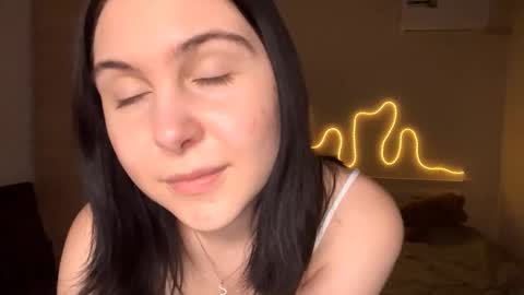 Emi online show from February 2026 04:38:01 PM