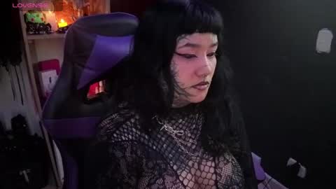 Carolain online show from May 2026 04:07:02 AM