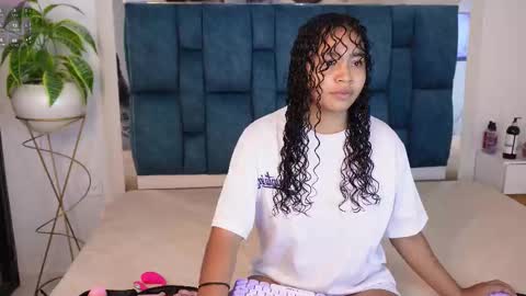 Snapshot of aradia_01 chatting on March 2026 07:13:01 AM online show from March 2026 07:13:01 AM