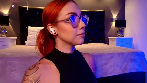 IGLondon mj2 online show from November 2025 07:57:01 PM