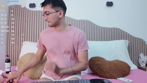 Archie online show from February 2026 03:25:02 AM