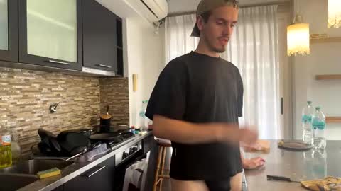 Archie online show from November 2025 08:51:01 PM