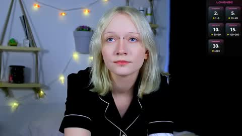 Jenny online show from October 2025 07:53:02 AM