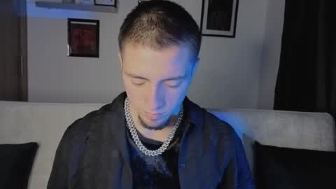 Snapshot of aresmassimox chatting on November 2025 01:29:01 AM Mateo online show from November 2025 01:29:01 AM