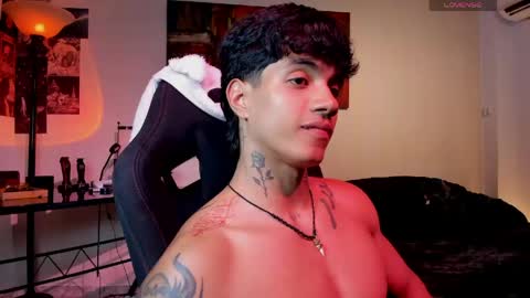 aress444 online show from April 2026 08:57:02 PM