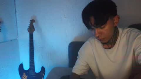 Snapshot of aress_1 chatting on October 2025 05:41:01 AM Ares online show from October 2025 05:41:01 AM