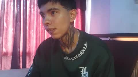 Snapshot of aress_1 chatting on December 2025 04:12:02 PM Ares online show from December 2025 04:12:02 PM