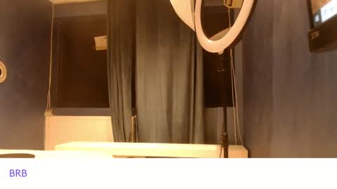 Snapshot of aretialisya chatting on January 2025 05:31:02 AM aretialisya online show from January 2025 05:31:02 AM