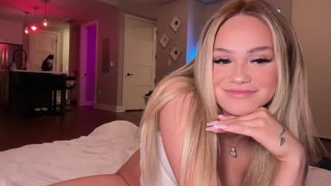 Ari  online show from June 2026 04:02:02 AM