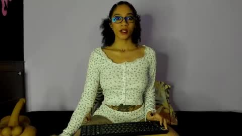 Jessie online show from April 2026 04:00:02 PM
