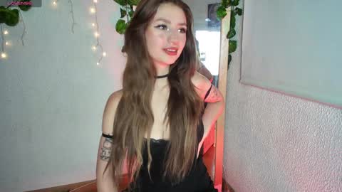 Snapshot of ari_kat666 chatting on January 2025 02:43:02 AM ari online show from January 2025 02:43:02 AM