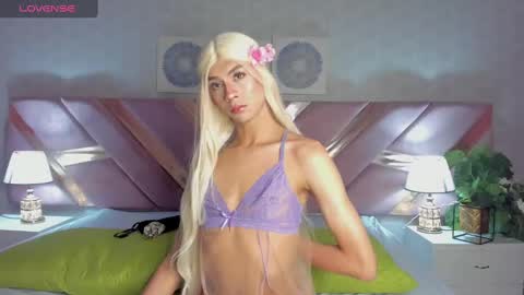 Ari  online show from January 2025 12:57:01 AM