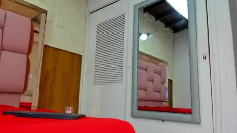 Aria online show from April 2026 07:17:02 PM