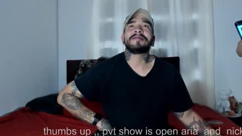 ARIA  AND. NICK online show from December 2025 01:05:01 PM